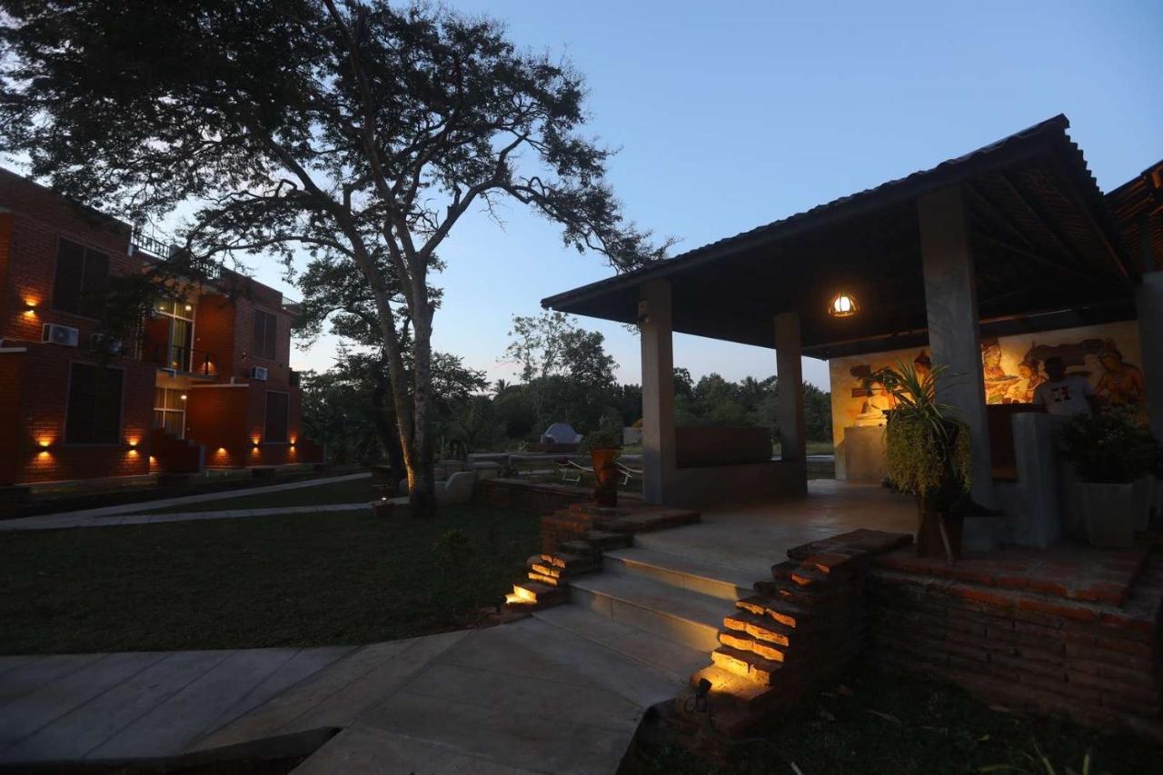 Monaara Leisure - Anuradhapura Kültér fotó