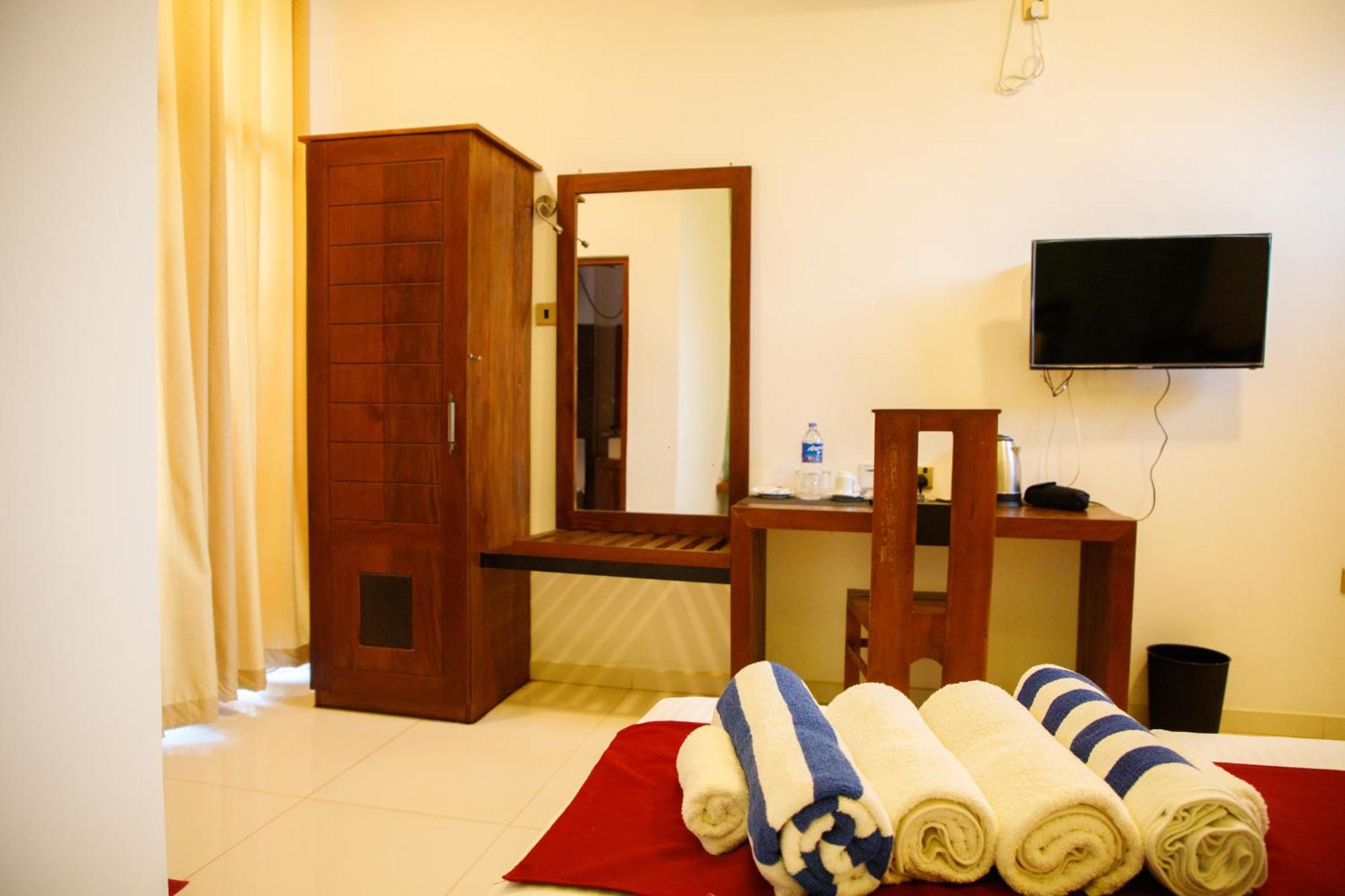 Monaara Leisure - Anuradhapura Kültér fotó