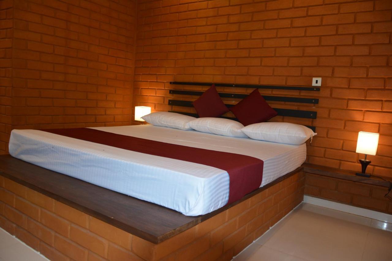 Monaara Leisure - Anuradhapura Kültér fotó